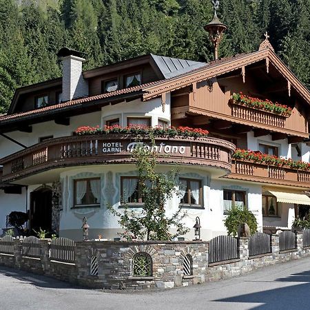 Hotel Garni Montana Mayrhofen Kültér fotó