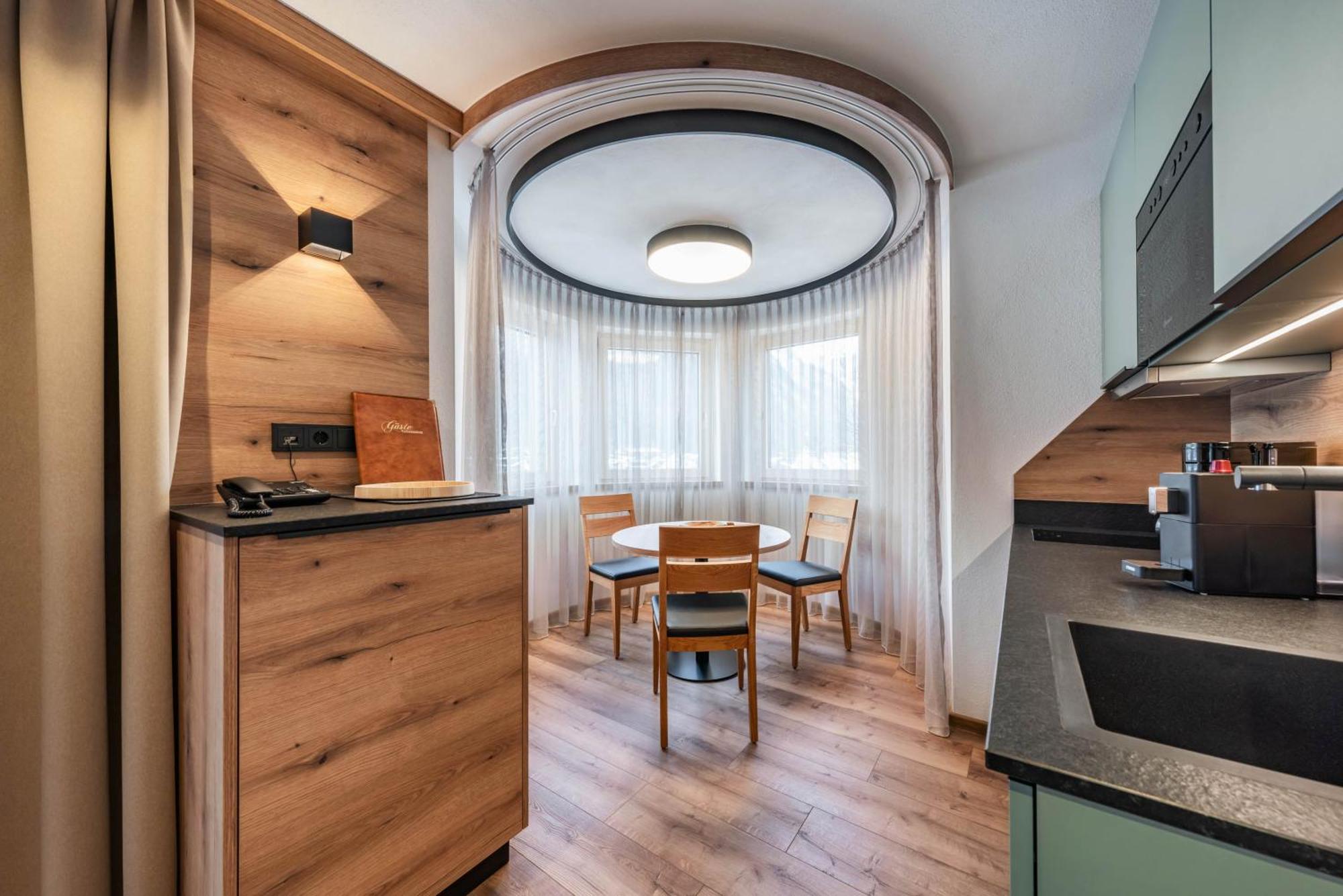 Montana Apartments Mayrhofen Kültér fotó
