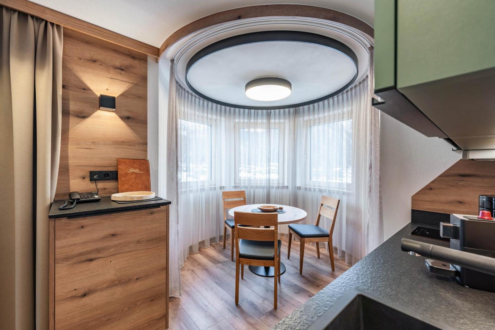 Montana Apartments Mayrhofen Kültér fotó