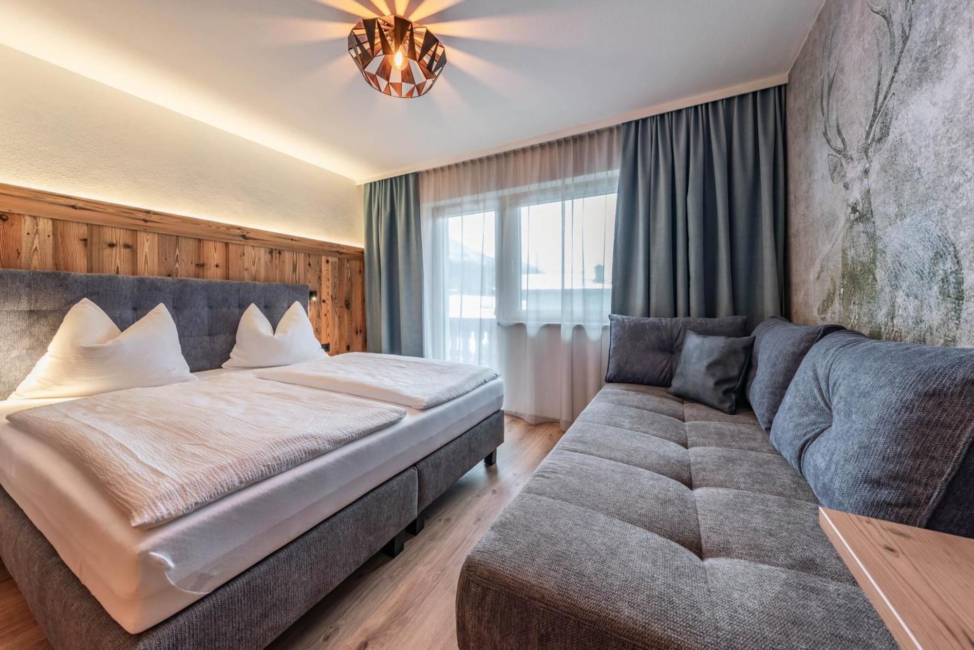 Montana Apartments Mayrhofen Kültér fotó