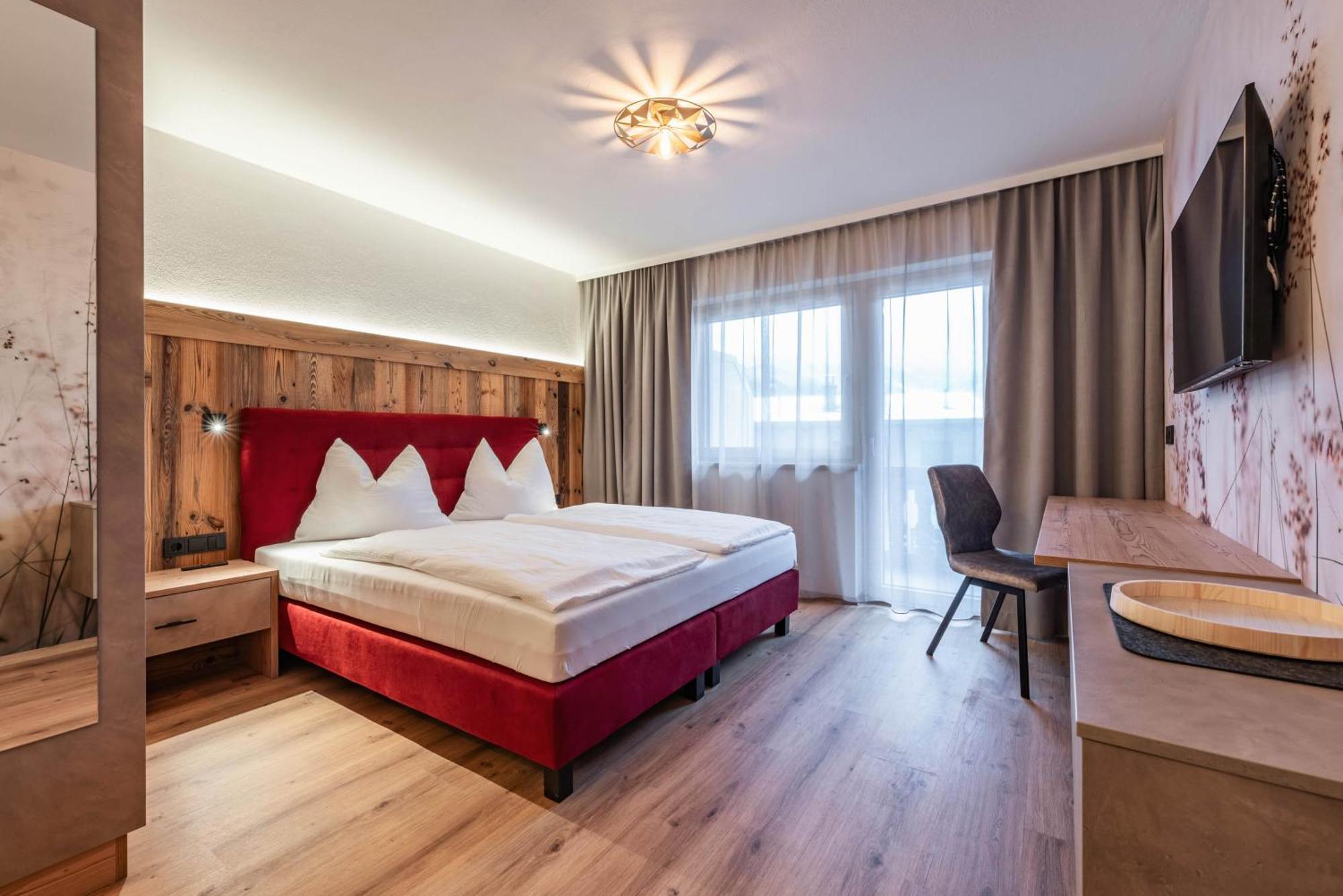 Montana Apartments Mayrhofen Kültér fotó