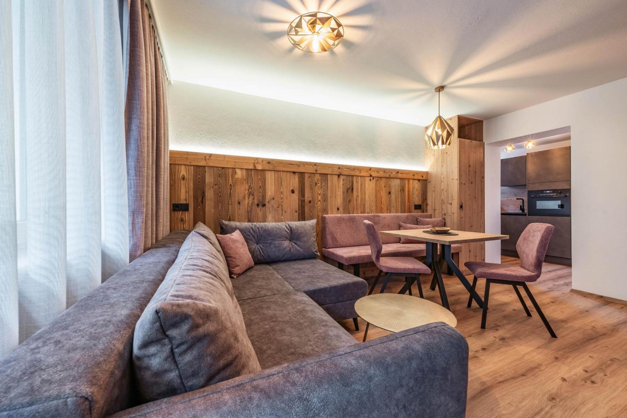 Montana Apartments Mayrhofen Kültér fotó